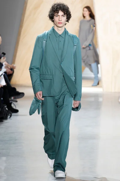 Look 45